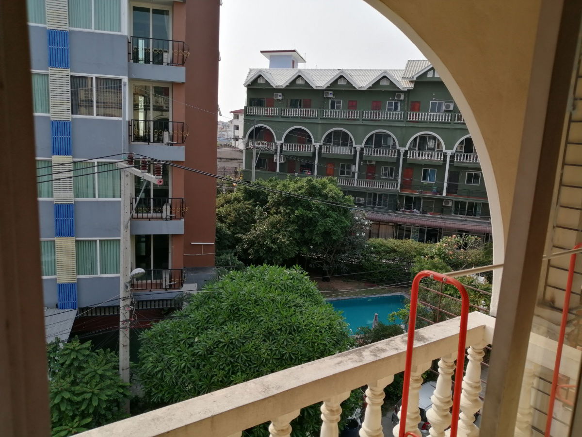 รูป ขายห้องเช่าอพาร์ทเม้นท์เป็นห้องพัก 9ห้อง9ห้องน้ำพร้อมเฟอร์นิเจอร์ - รูปที่ 5/7