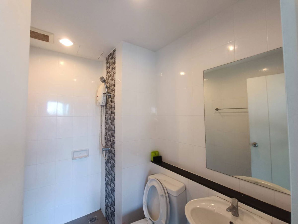 รูป ห้องเปล่า 7,000 บาท UNIO จรัญ3 (28 ตรม) ตึก B ชั้น 5 ตึกหน้าโครงการ ใกล้ MRT ท่าพระ - รูปที่ 5/12