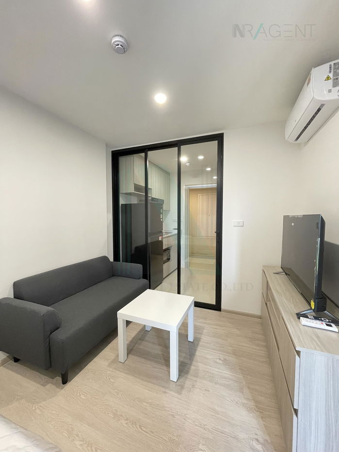 รูป ให้เช่าคอนโด ออริจิ้น ปลั๊ก แอนด์ เพลย์ อี 22 สเตชั่น อาคาร 1 ชั้น 3 สตูดิโอ ขนาด 24 ตรม ใกล้ โรบินสัน สมุทรปราการ - รูปที่ 2/8