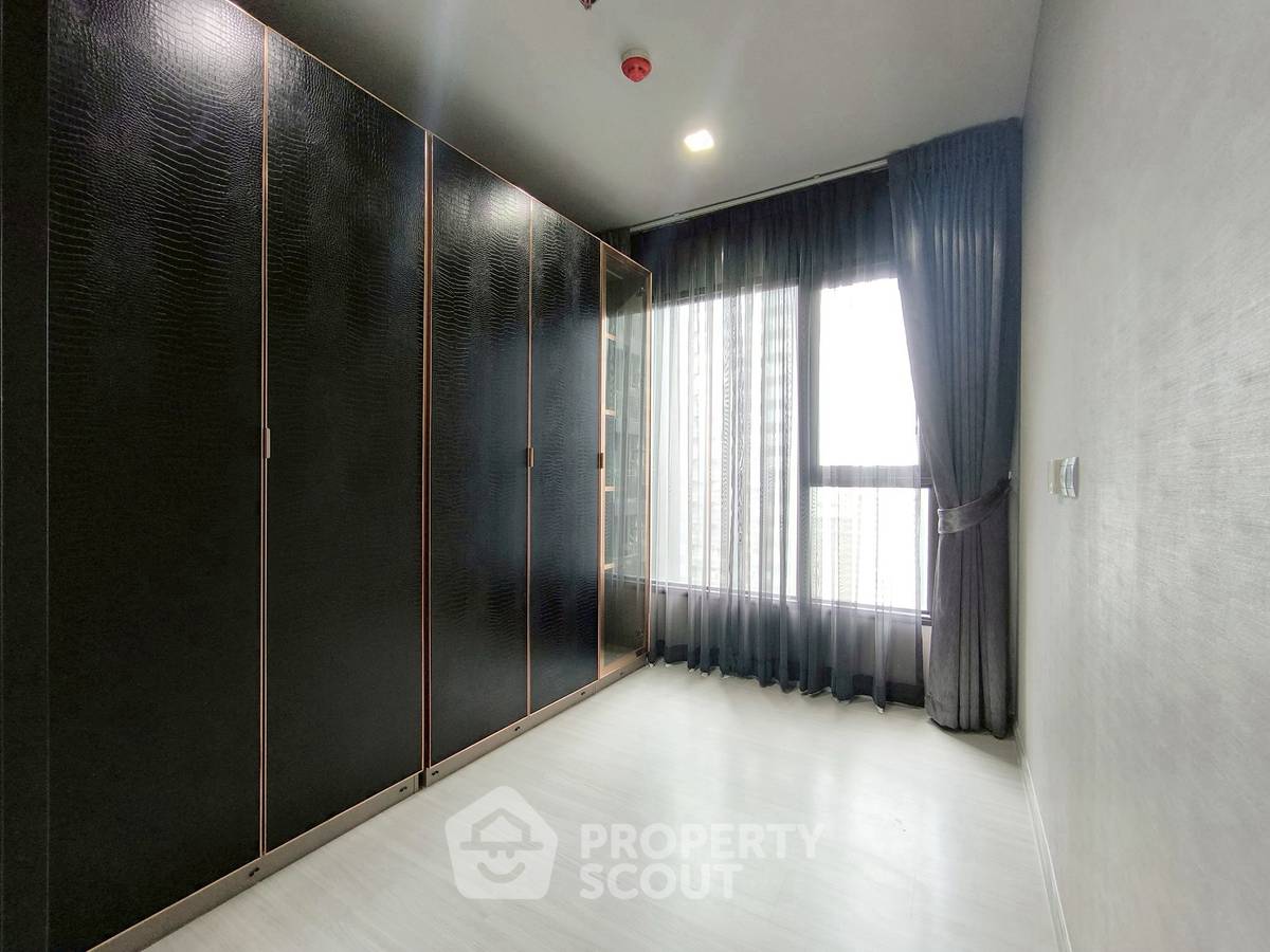 picture 1-BR Condo at Life Asoke - Rama 9 near MRT Phra Ram 9 (ID 2474976) - 4/8