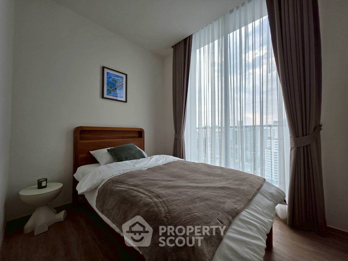 picture 2-BR Condo at Noble State 39 near BTS Phrom Phong (ID 2359735) - 3/12