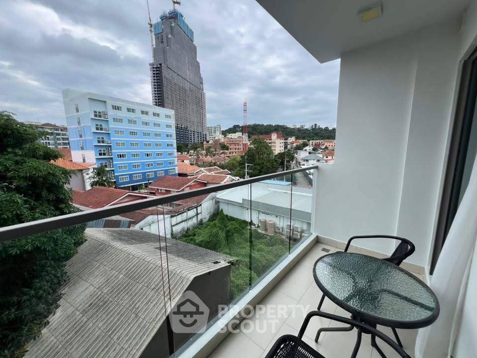 picture 1-BR Condo at Grand Solaire Pattaya close to Pattaya South (ID 2449082) - 2/5