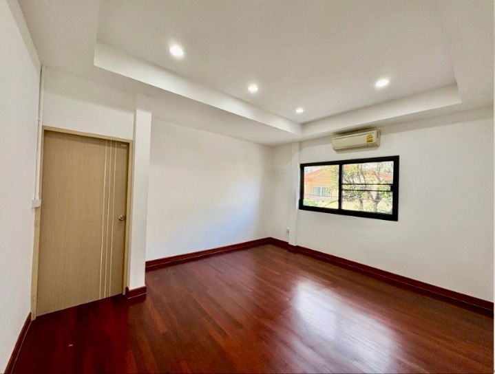 รูป ให้เช่า บ้านสวย บ้านเดี่ยว โฮมออฟฟิต 2 ชั้น 52 ตรว. พร้อมอยู่ ถ.พัฒนาการ ซอย 39 (ม.ปรีชา 1) 4นอน 3น้ำ ราคาพิเศษ - รูปที่ 13/15