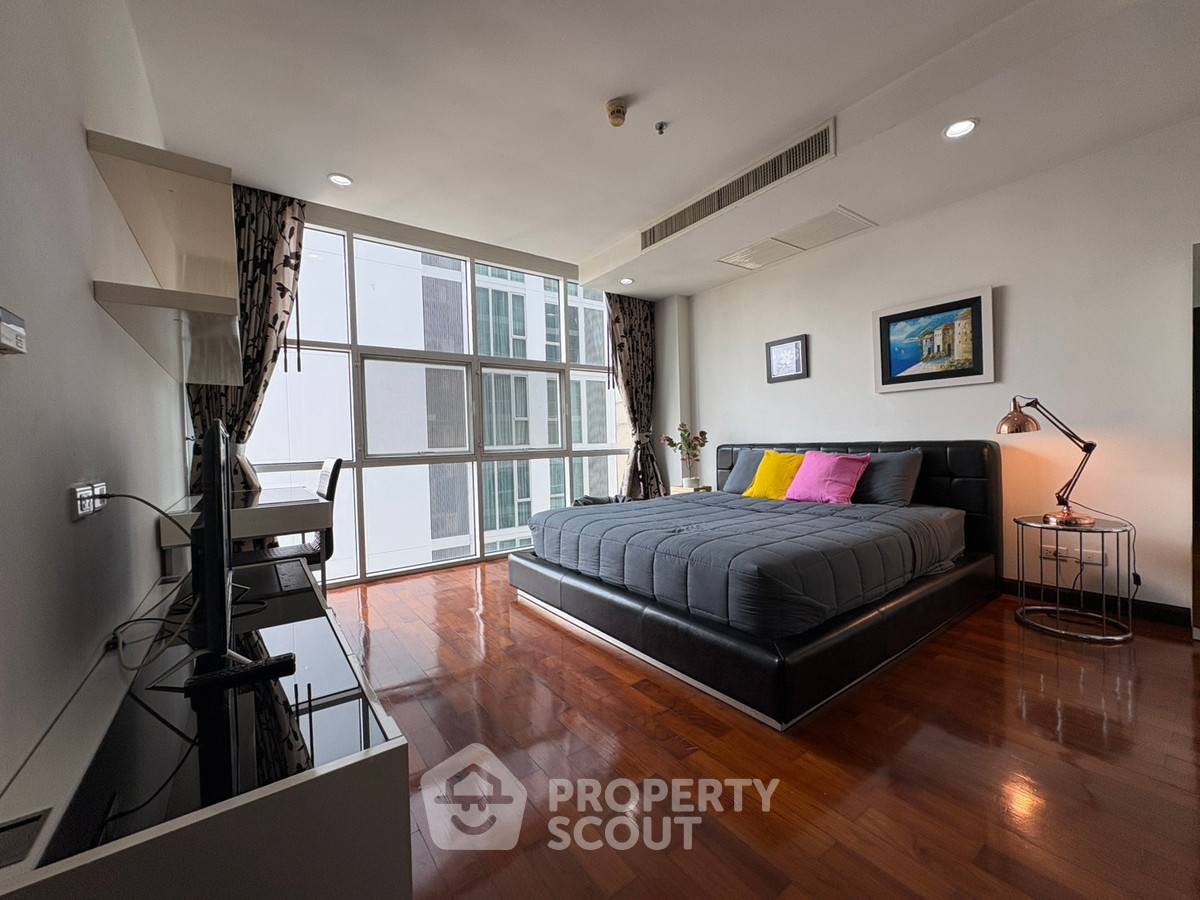 picture 2-BR Condo at The Prime11 Sukhumvit Condominium near BTS Nana (ID 2471854) - 8/16