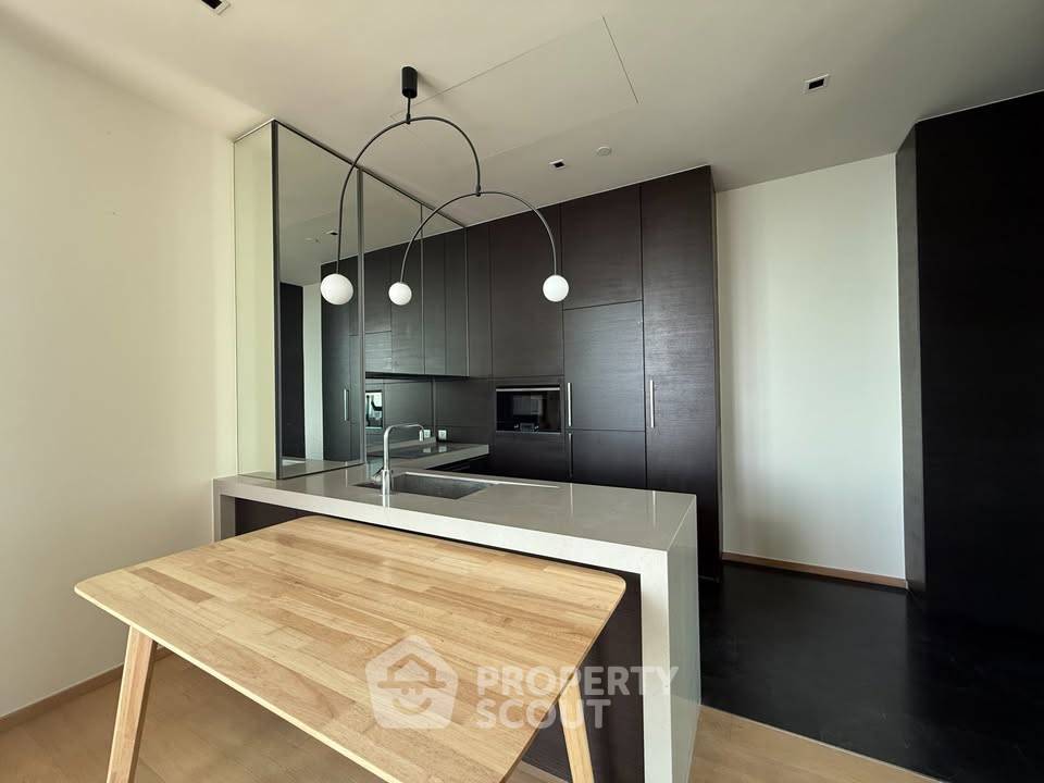 picture 2-BR Condo at 28 Chidlom near BTS Chit Lom (ID 2474165) - 5/10