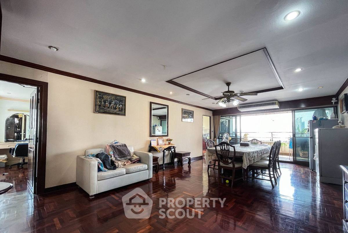 รูป คอนโด 3-ห้องนอน ที่ ลิเบอร์ตี้ พาร์ค คอนโดมิเนียม ใกล้ MRT สุขุมวิท (ID 1465300) - รูปที่ 3/15