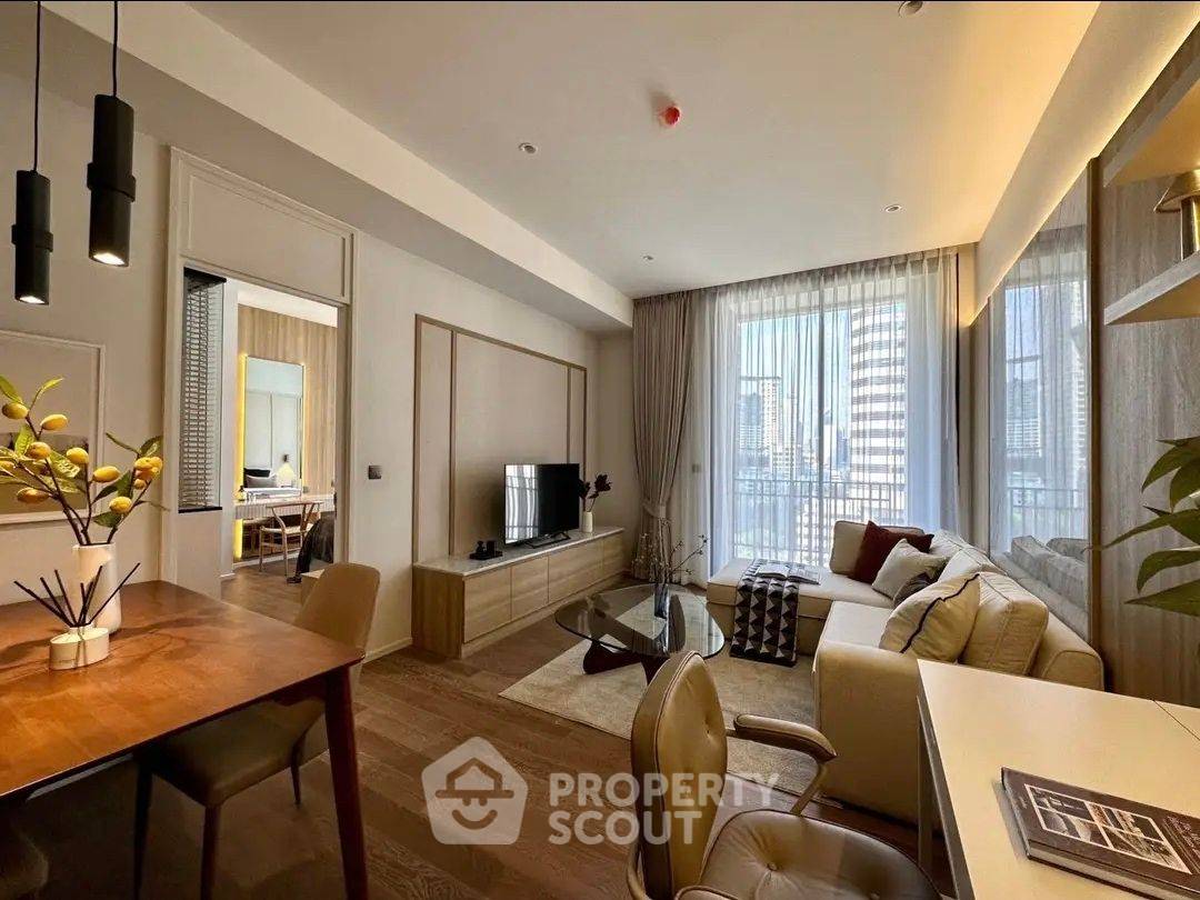 picture 1-BR Condo at Muniq Langsuan near BTS Ratchadamri (ID 2474693) - 2/10