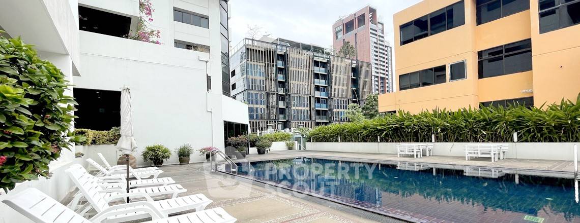 picture 2-BR Condo at Sukhumvit House Condominium near MRT Sukhumvit (ID 1930512) - 1/21