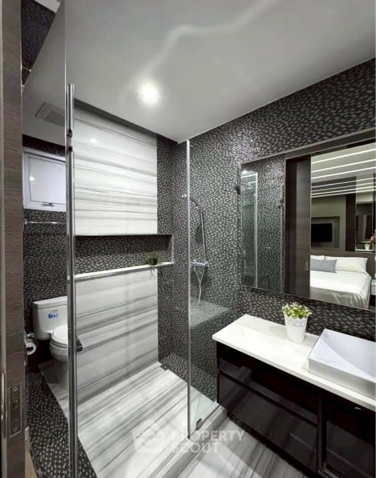 picture 3-BR Condo at Citi Smart Sukhumvit 18 near BTS Asok (ID 2473708) - 18/20