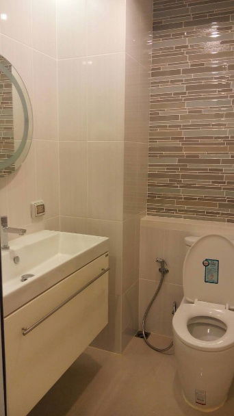 picture Shock price for rent Life@ladprao18ðĨðĨ - 6/8