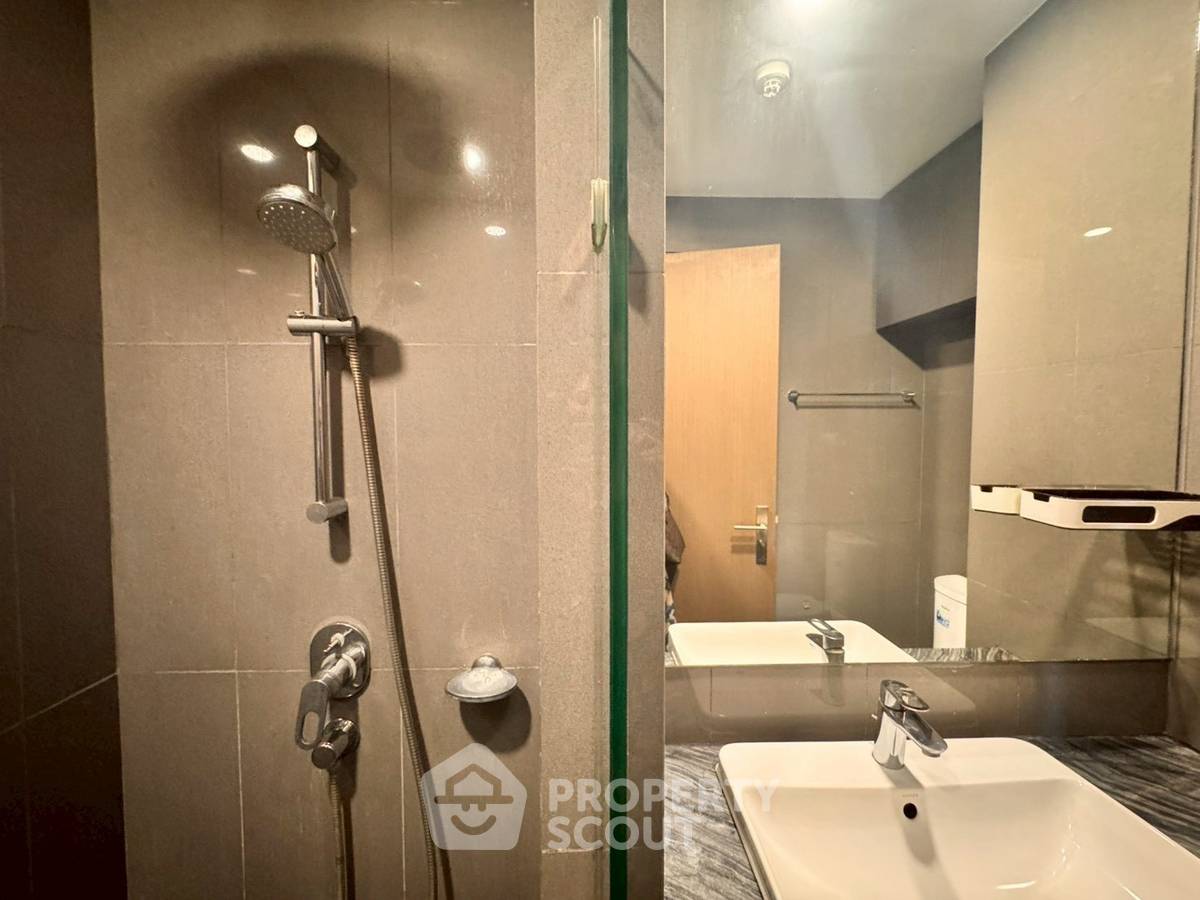 รูป คอนโด 1-ห้องนอน ที่ แอชตัน จุฬา - สีลม ใกล้ MRT สามย่าน (ID 2359575) - รูปที่ 19/20