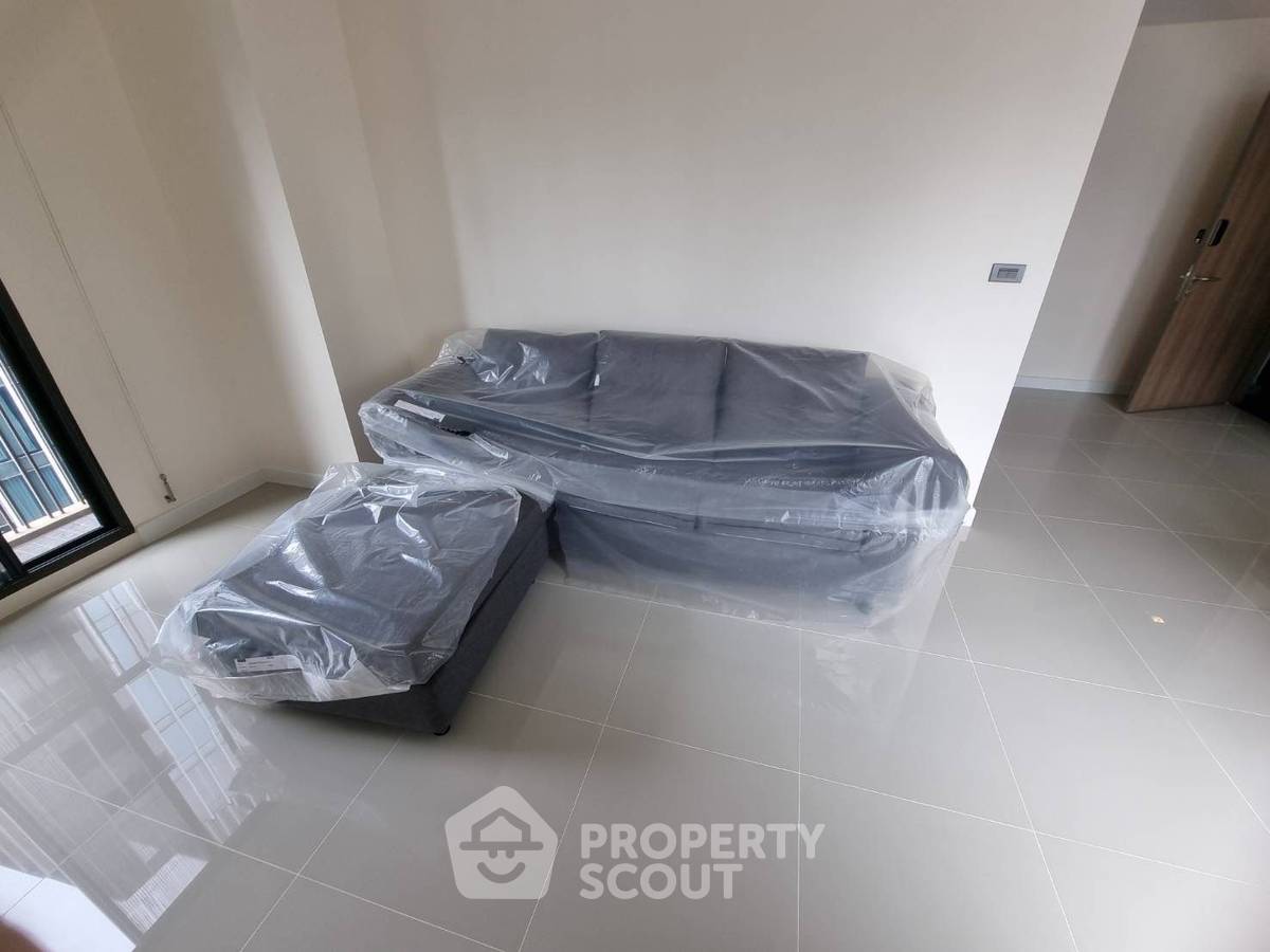 picture 2-BR Condo at Noble Refine Prompong near BTS Phrom Phong (ID 1533001) - 10/13