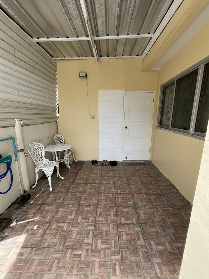 รูป ขายบ้านแฝด 2 ชั้น สภาพดีมาก ต่อเติมครบพร้อมอยู่ ทำเลดีเยี่ยม !! หมู่บ้าน ศุภาลัย วิลล์ วงแหวน ปิ่นเกล้า-พระราม 5 ราคา 2.59 ล้าน 36 ตร.ว. - รูปที่ 4/18