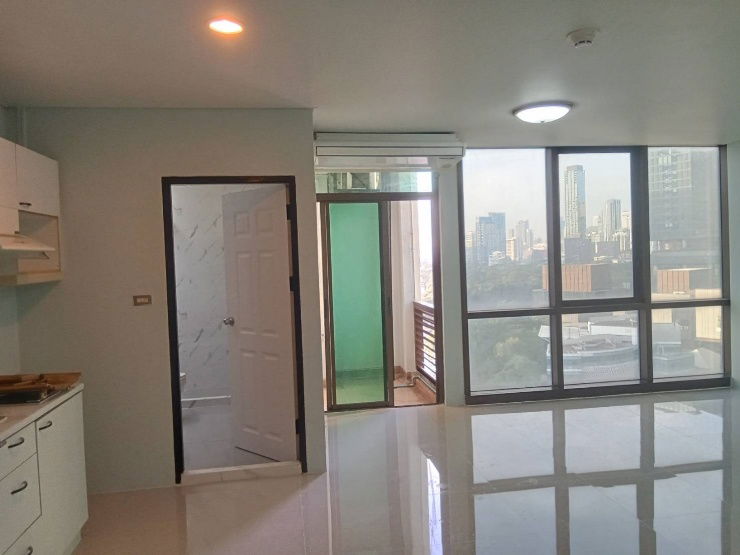 รูป คอนโด ลุมพินีพาร์ควิว ติดMRTลุมพินี ตรงข้ามเดินถึง ONE BANGKOK - รูปที่ 3/10