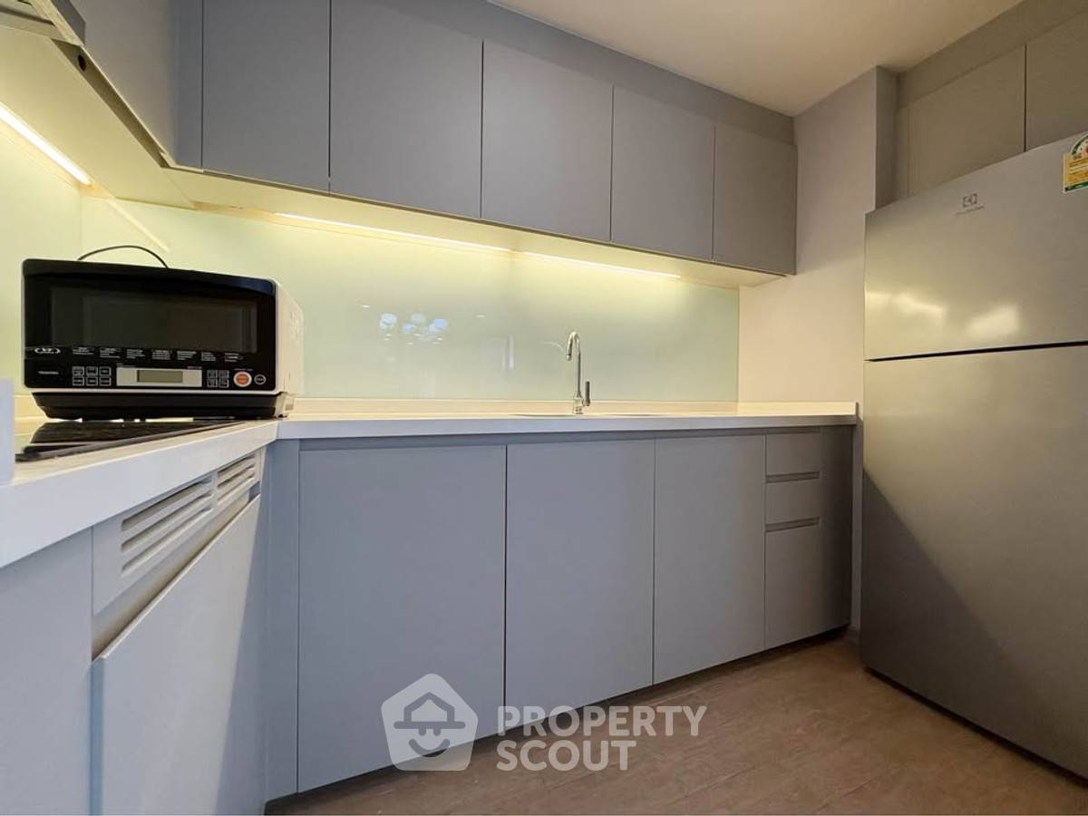 picture 3-BR Condo at LIV @ 49 near BTS Thong Lor (ID 2473722) - 11/15