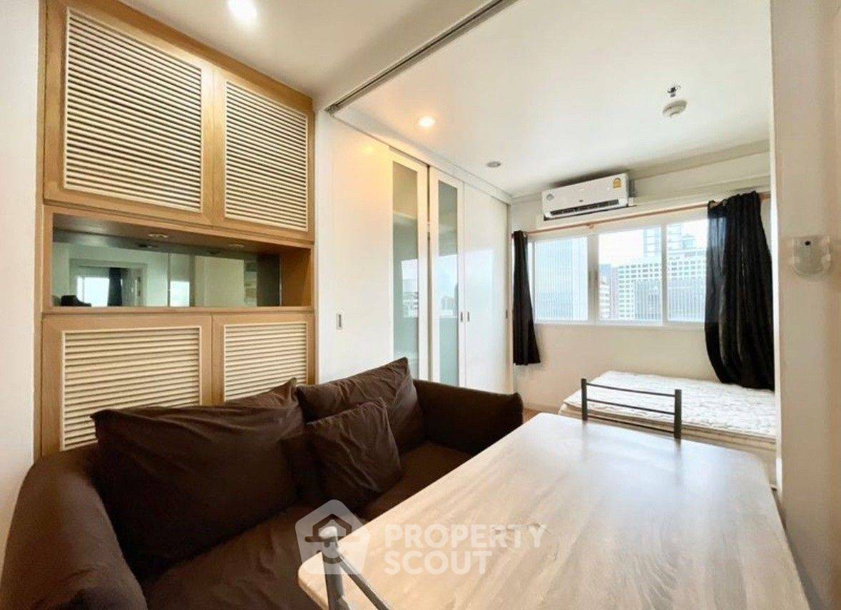 picture 1-BR Condo at Grand Park View Asoke near MRT Sukhumvit (ID 1580161) - 1/8