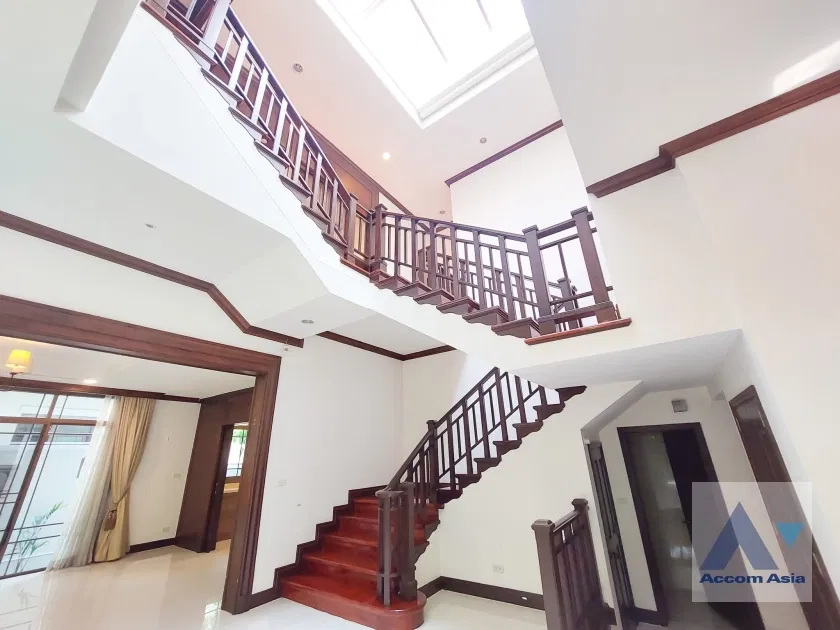 picture 🔼🔽 AccomA 📩 Spacious detached house with large balcony and natural light (2318119) - 16/20