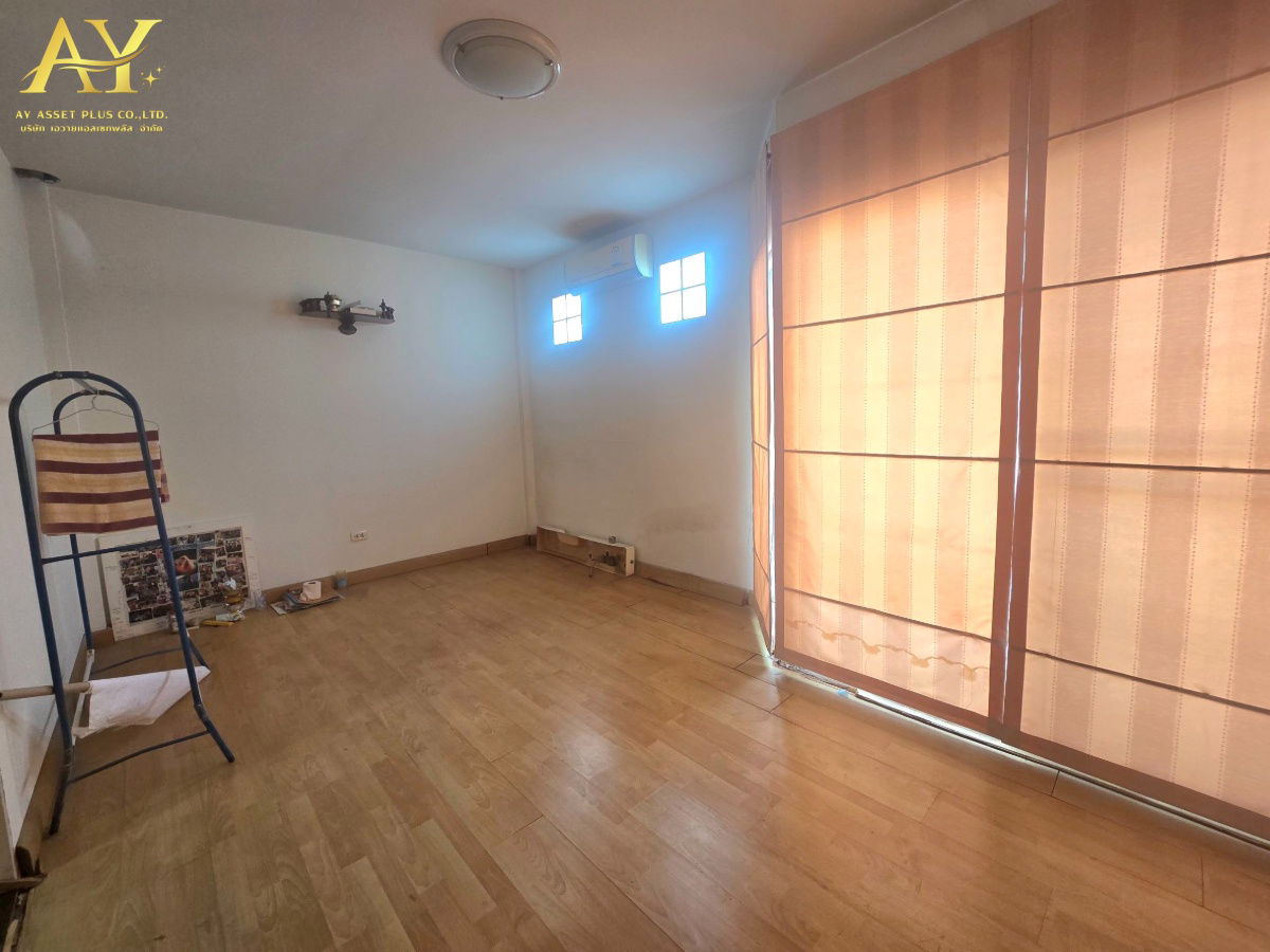 รูป ขายด่วน!!ทาวน์เฮ้าส์ 3ชั้น 21.9ตรว. หมู่บ้านศุภาลัย วิลล์ ซอยนวลจันทร์ 64 แขวงคลองกุ่ม เขตบึงกุ่ม กทม. ขายเพียง 3.5MB.เท่านั้น!! - รูปที่ 9/14