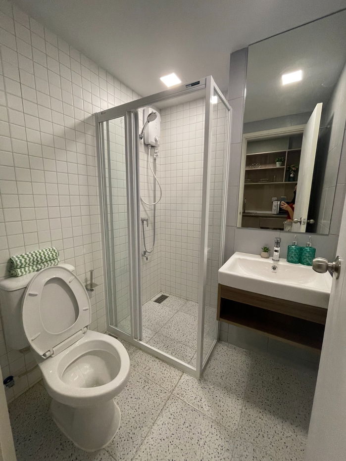 รูป รีบด่วน!! ให้เช่า Kave Tu ตึก D ชั้น 7 วิวสระ เฟอร์ครบ พร้อมเข้าอยู่มกรา 69 - รูปที่ 5/10