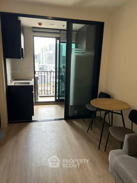 รูป คอนโด 1-ห้องนอน ที่ นิว ดิสทริค อาร์9 ใกล้ MRT พระราม 9 (ID 2469946) - รูปที่ 3/9