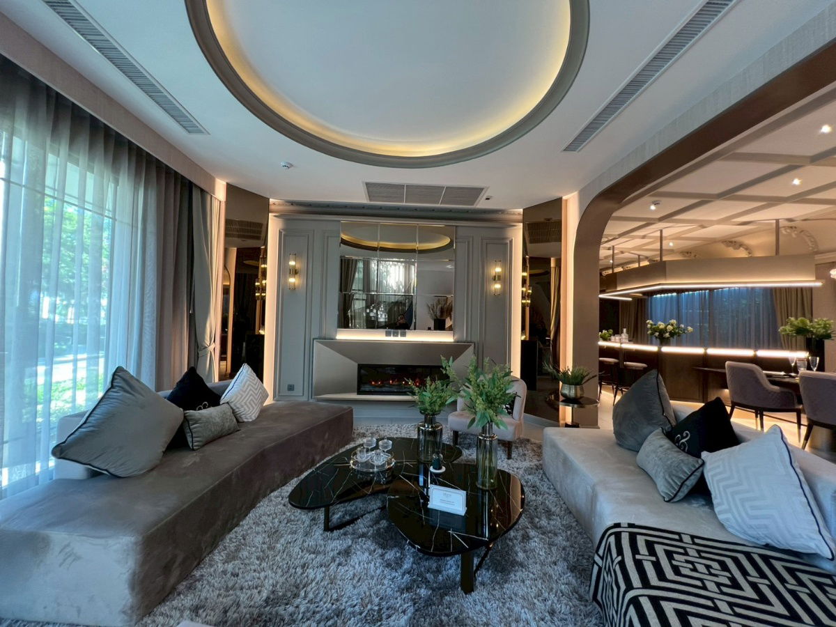 picture A luxurious house in the GRAND BANGKOK BOULEVARD State BANGNA project offers you relaxation and tranquility. - 4/18