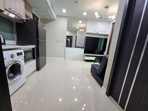 Dusit Grand Condo View - Condo