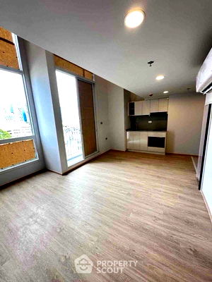 Condos for sale : 1-BR Condo at Culture Chula near MRT Sam Yan (ID 2467630)