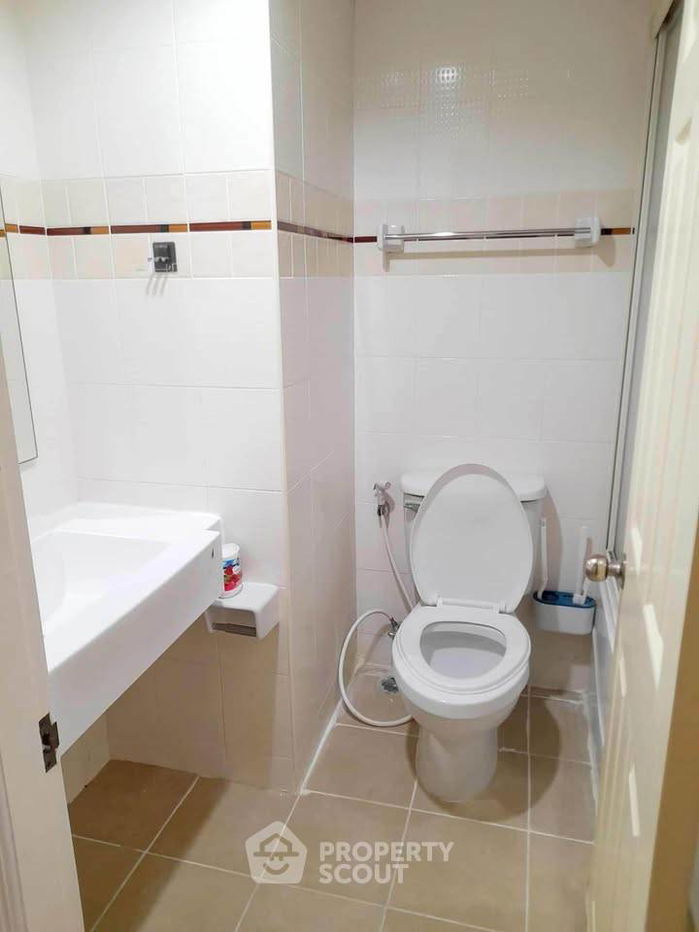 picture 1-BR Condo at Lumpini Place Pinklao 2 near MRT Bang Yi Khan (ID 2475665) - 6/19