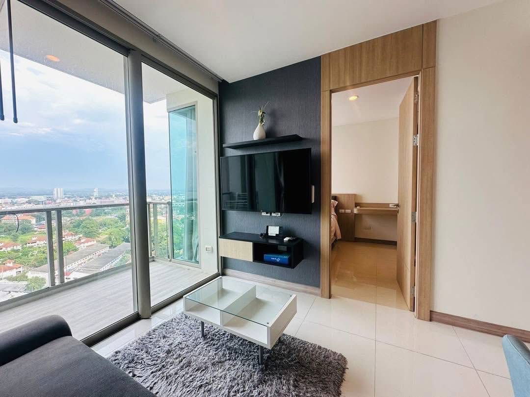 picture Riviera Wongamat 1 Bedroom Condo for Sale - 1/5