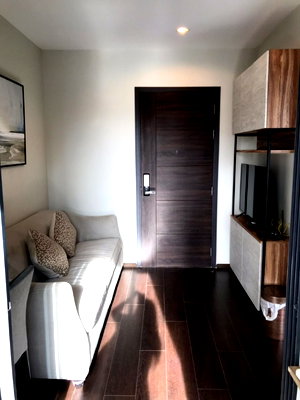 Condos for rent : Condo for Rent: C Ekkamai (C Ekkamai Condominium) — Near BTS Ekkamai