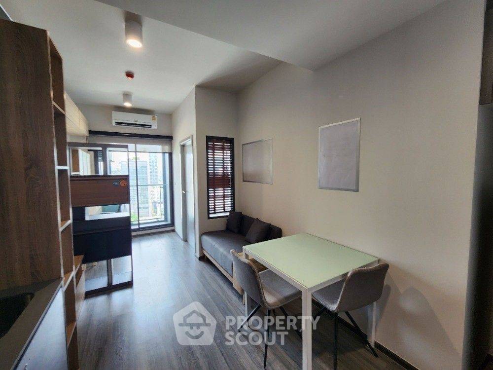 รูป คอนโด 1-ห้องนอน ที่ ไอดีโอ จุฬา - สามย่าน ใกล้ MRT สามย่าน (ID 1987990) - รูปที่ 6/12