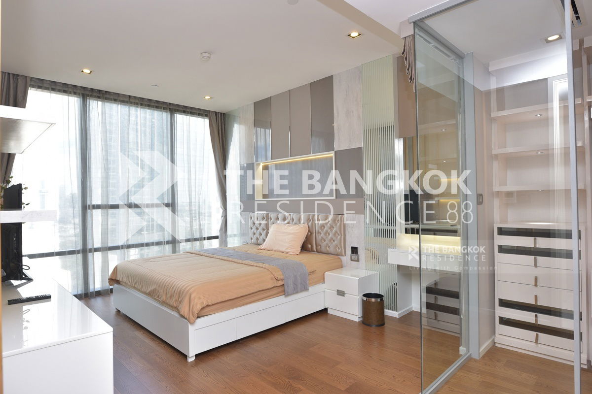 picture Available now! The Bangkok Sathorn 💖 Beautiful high-floor unit 🌃 Near BTS Surasak - 7/11