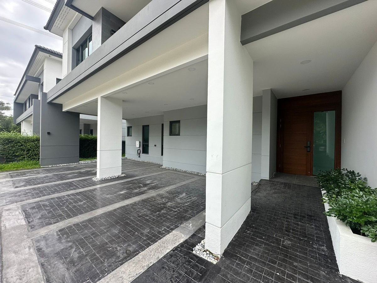 รูป 🏡 Luxury Single House ✨ ชั้นนำของโครงการ – 📏 แปลงใหญ่พิเศษ 🌳 ติดสวน 🏡 พร้อม Smart Home ทั้งหลัง - รูปที่ 2/20