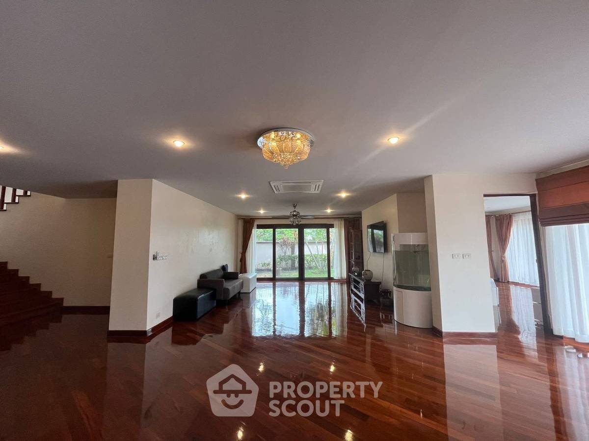 picture 6-BR House close to Huai Yai (ID 2474506) - 11/15