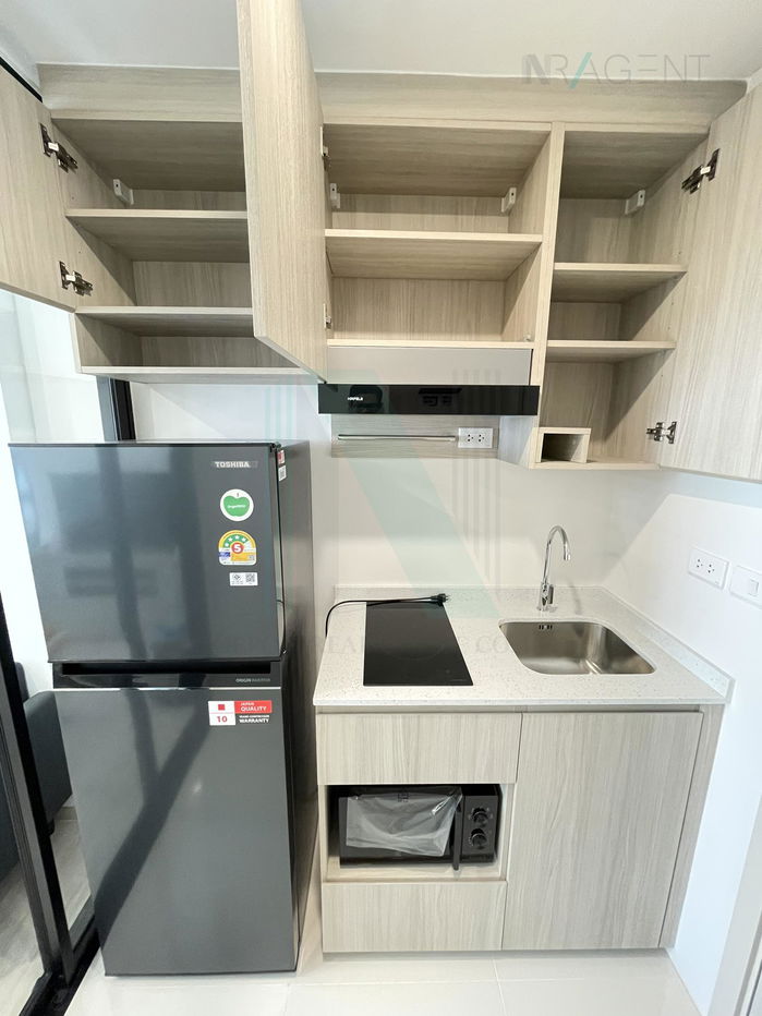 รูป ให้เช่าคอนโด ออริจิ้น ปลั๊ก แอนด์ เพลย์ อี 22 สเตชั่น อาคาร 1 ชั้น 3 สตูดิโอ ขนาด 24 ตรม ใกล้ โรบินสัน สมุทรปราการ - รูปที่ 5/8