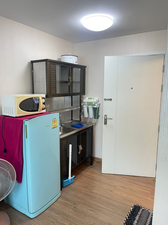 picture  Plum condo Paholyothin89 for rent  - 6/11