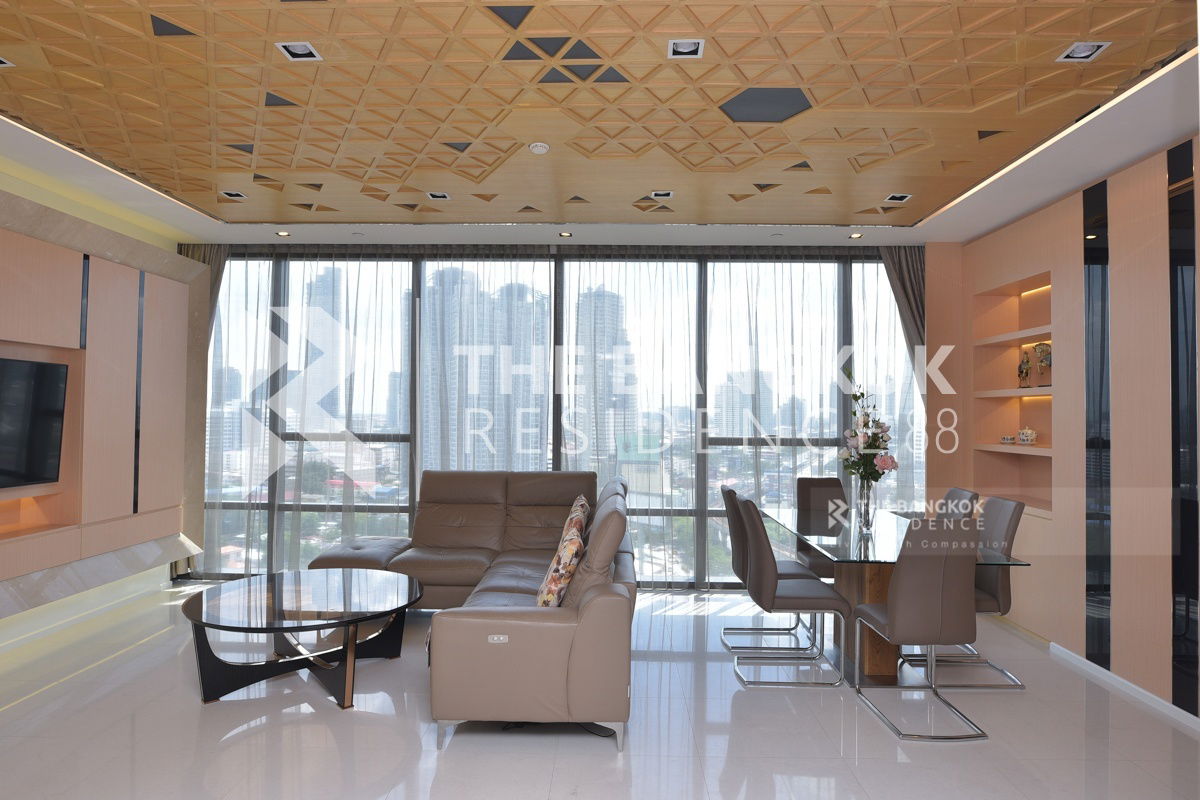 picture Available now! The Bangkok Sathorn 💖 Beautiful high-floor unit 🌃 Near BTS Surasak - 10/11