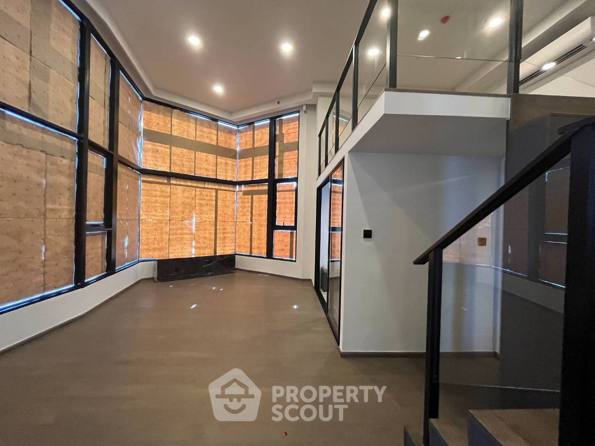 รูป ดูเพล็กซ์ 2-ห้องนอน ที่ พาร์ค ออริจิ้น จุฬา-สามย่าน ใกล้ MRT หัวลำโพง (ID 1478361) - รูปที่ 6/9