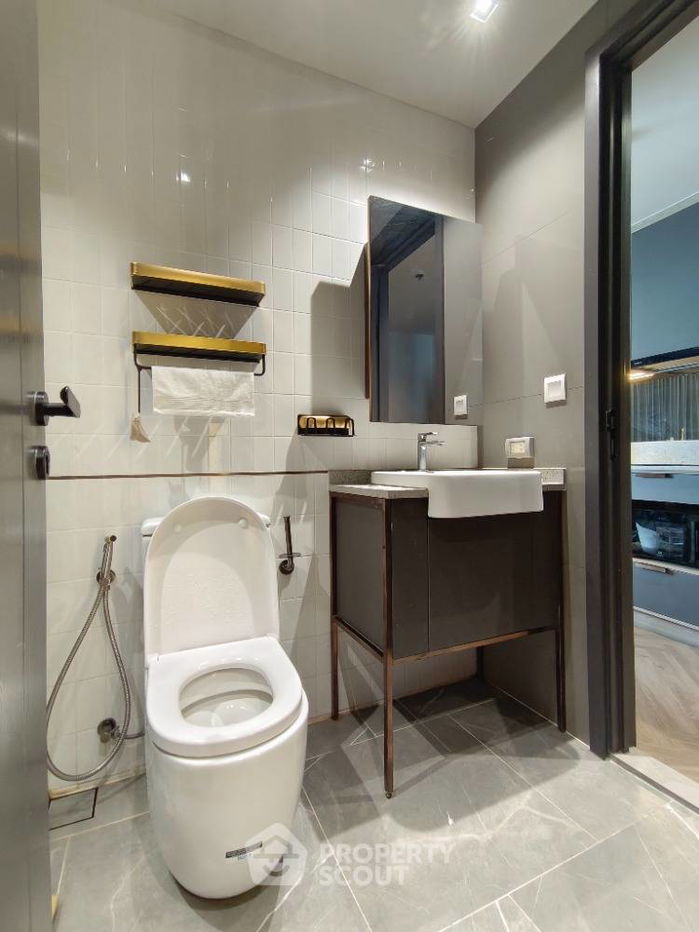 picture 2-BR Condo at Chapter Chula-Samyan near MRT Sam Yan (ID 1673661) - 8/11