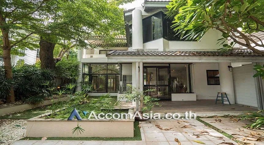 รูป 🔼🔽 AccomA 📩 Renovated house with garden and charming wood interiors (40181) - รูปที่ 3/17