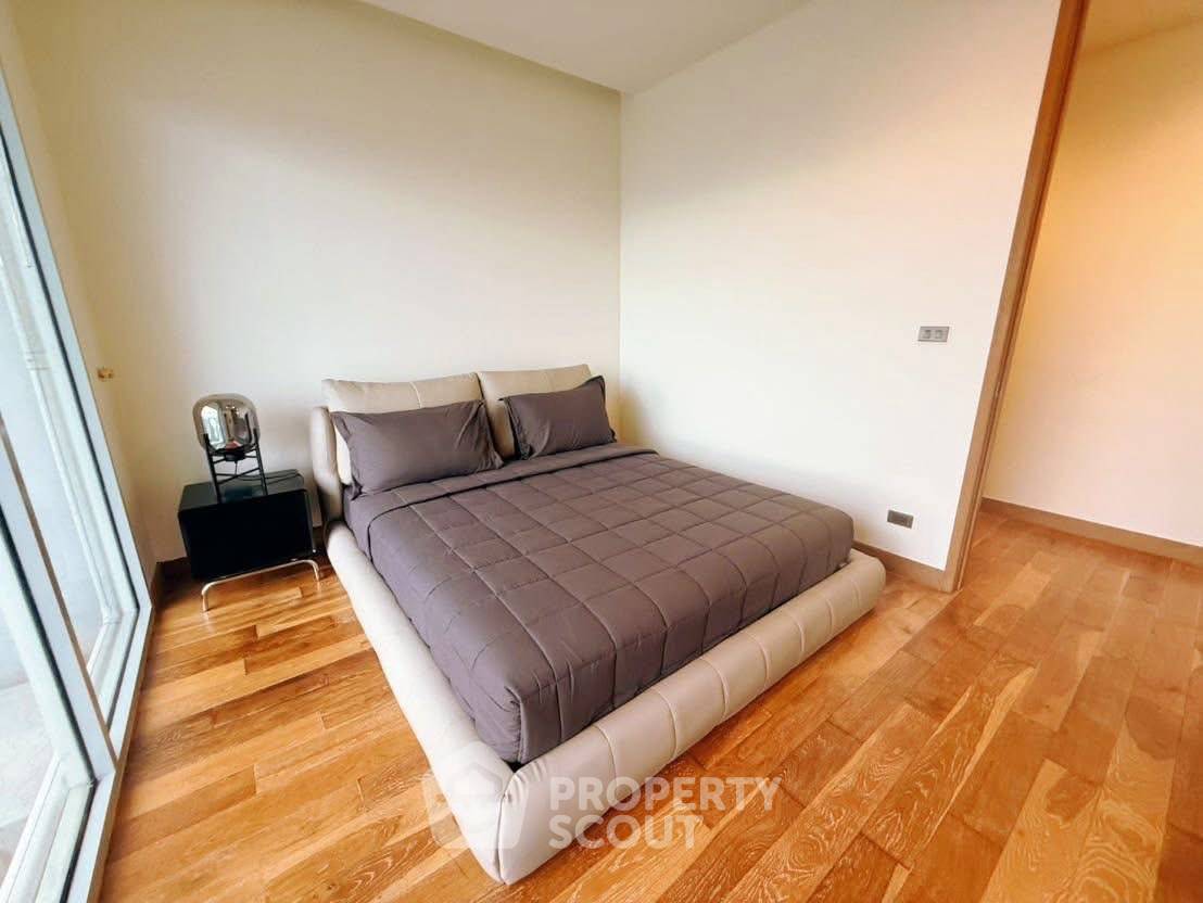 picture 3-BR Condo at Millennium Residence @ Sukhumvit Condominium near BTS Asok (ID 2470975) - 2/11