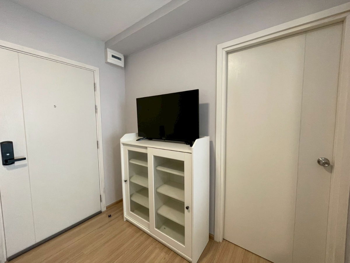 picture Sale: Plum Condo Mix Chaengwattana Station, Don Mueang, Bangkok - 3/24