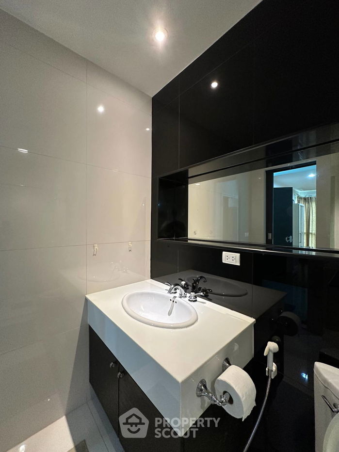 picture 2-BR Condo at The Address Chidlom near BTS Chit Lom (ID 1973101) - 6/14