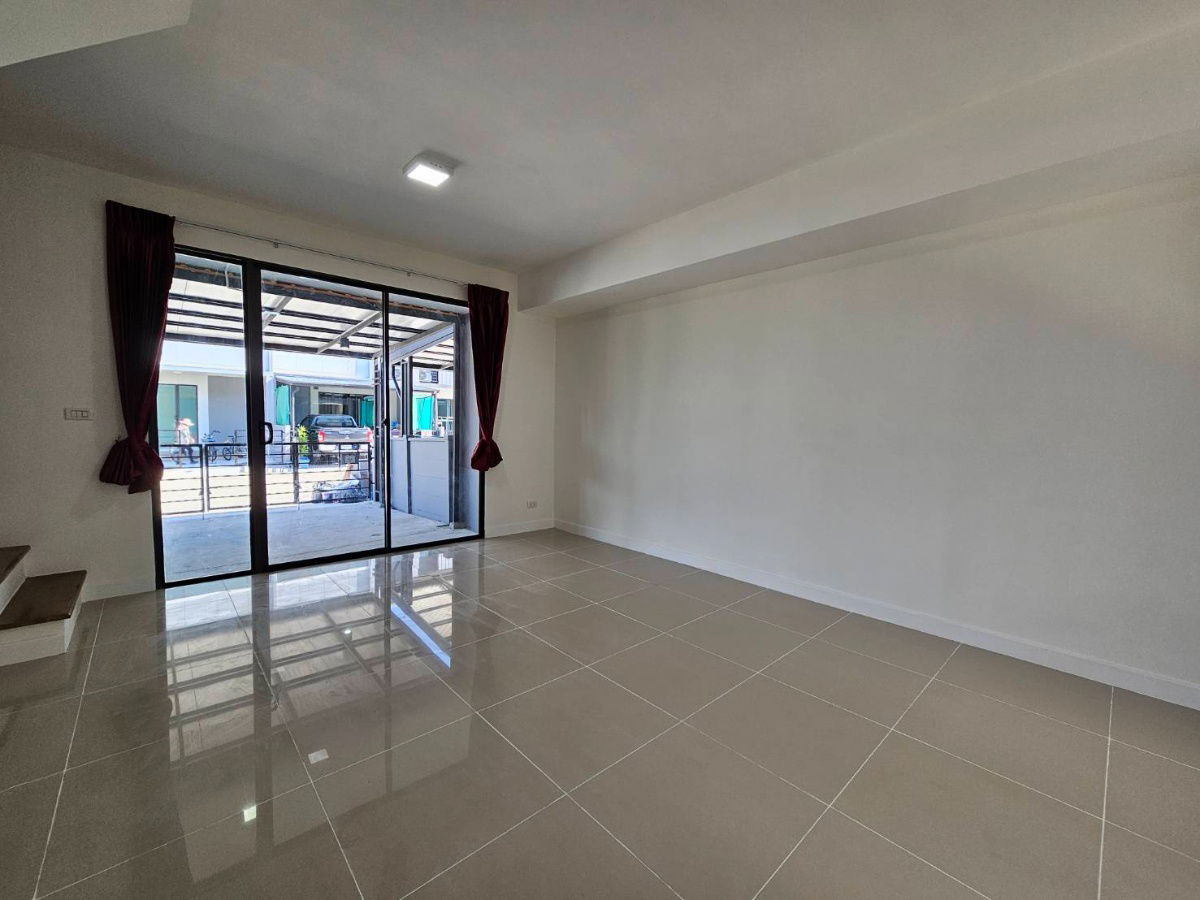 รูป พลีโน่ ศรีนครินทร์-เทพารักษ์ ทาวน์โฮม 2 ชั้น - รูปที่ 4/18