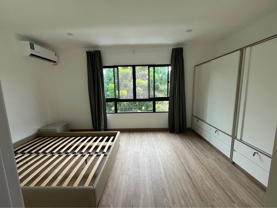picture [For Rent] 3-Storey Townhome – Brand New, Fully Furnished 🐶Pet Friendly🐱 at Patio Srinakarin–Rama 9 | Golf Course View - 8/15
