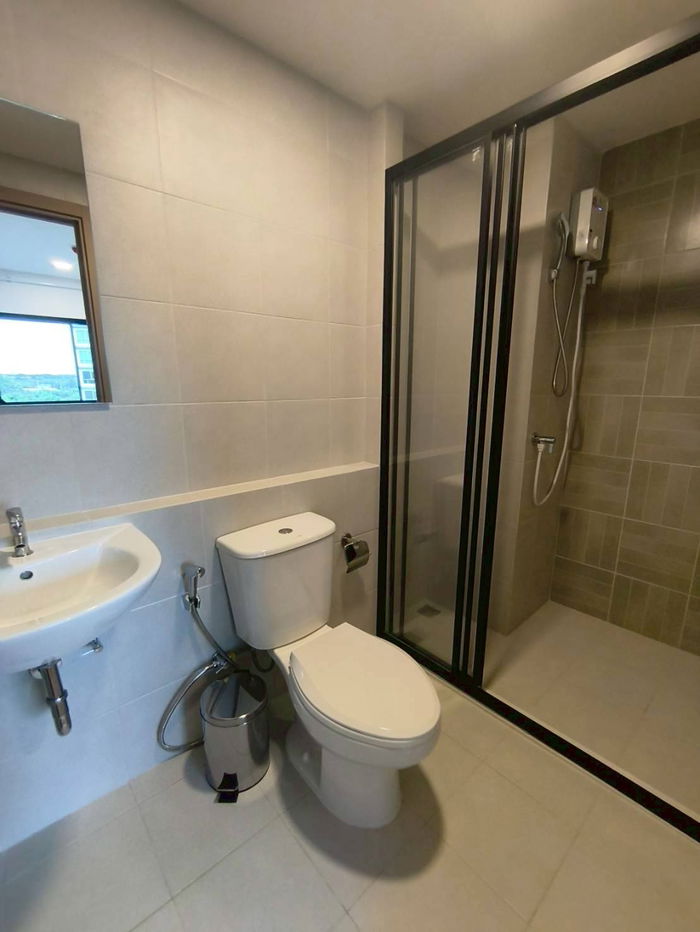 รูป ให้เช่าคอนโดพร้อมอยู่📢ราคาดีเพียง 10,000/เดือน! D Condo Sense บางแสน ชั้น 5 แต่งครบพร้อมอยู่ ติดตาข่ายกันนกเรียบร้อย📱062-9452428 Line: @wsrcondo - รูปที่ 1/10