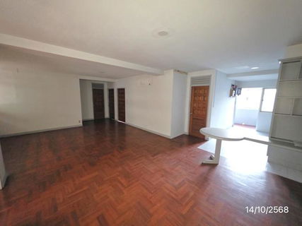 CONDO 3 ห้องนอน, 106.54 Square meter for sale at CONDO for sale Huai Khwang Huai Khwang Bangkok