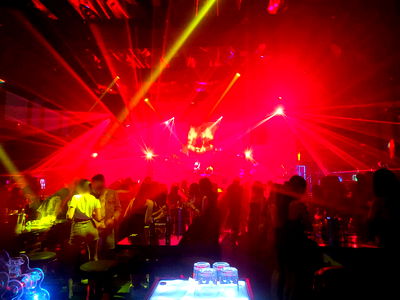 ที่ดิน ถนนพัทยากลาง : Popular Central Pattaya Nightclub for Sale