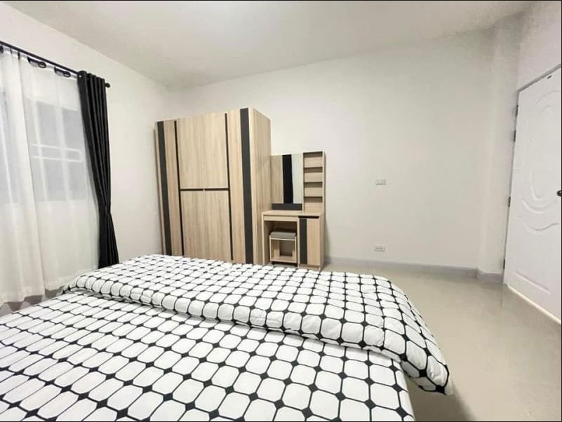 รูป ให้เช่าบ้านเดี่ยวชั้นเดียว 3 ห้องนอน 2 ห้องน้ำ 1 ห้องครัว 2 ที่จอดรถ - รูปที่ 10/18