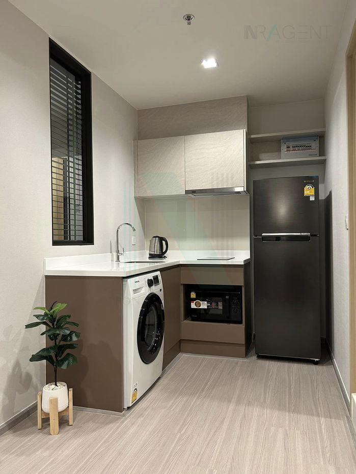 picture For rent condo LIFE SATHORN SIERRA Building 1, Floor 20,1 bed room, Room size 32.00 sqm - 7/8